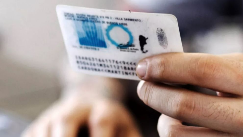 La modificación en la normativa actual simplificará el trámite para menores de 18 años que deseen acceder al cambio de DNI.