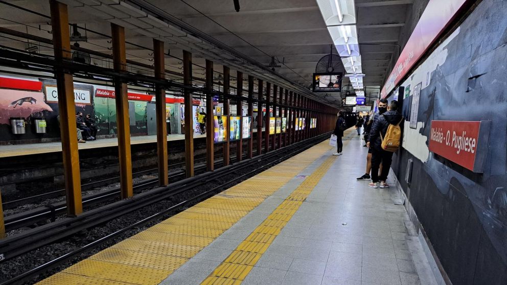 La Línea B del subte verá este lunes interrumpido su servicio entre las 13 y las 16 por un paro (Crónica/Fernando Pérez Re/Archivo).
