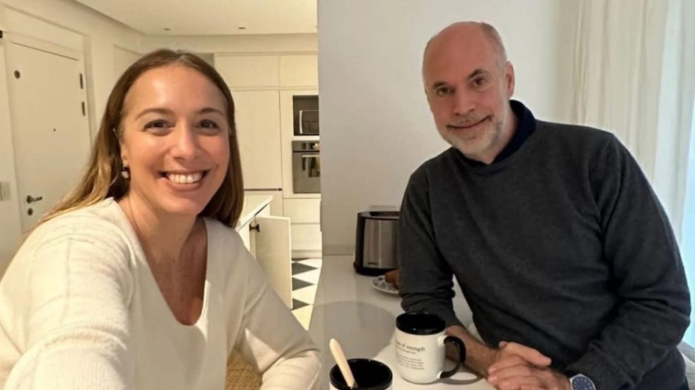 Horacio Rodríguez Larreta y María Eugenia Vidal compartieron este viernes un desayuno de trabajo (Twitter @horaciorlarreta).