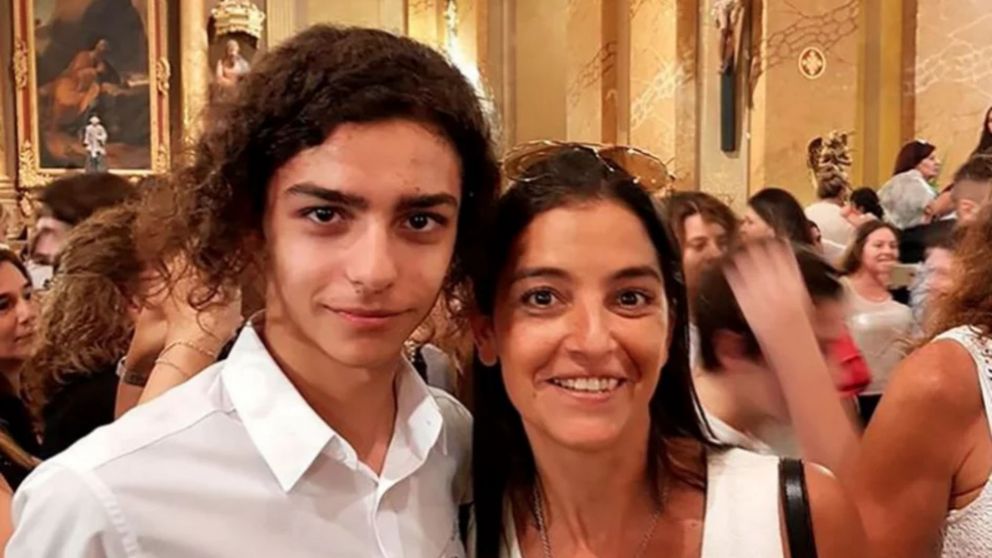 Blas Correas con su mamá Soledad Laciar.