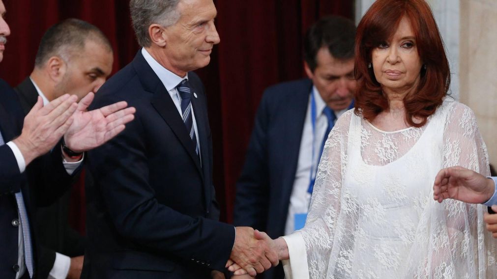 Cristina Kirchner volvió a denunciar que la deuda con el FMI se originó por el "apoyo político" a Mauricio Macri.