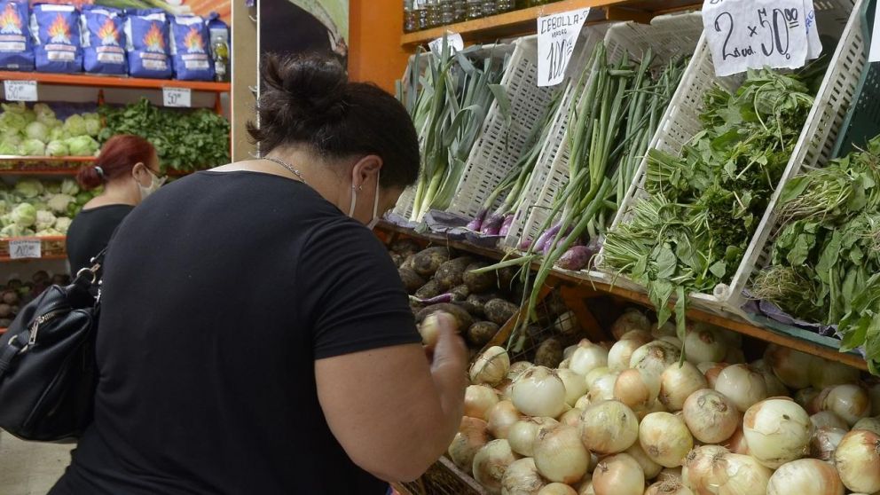 La cebolla es uno de los productos que forma parte del nuevo acuerdo del programa Precios Justos (Crónica/Fernando Pérez Re/Archivo).
