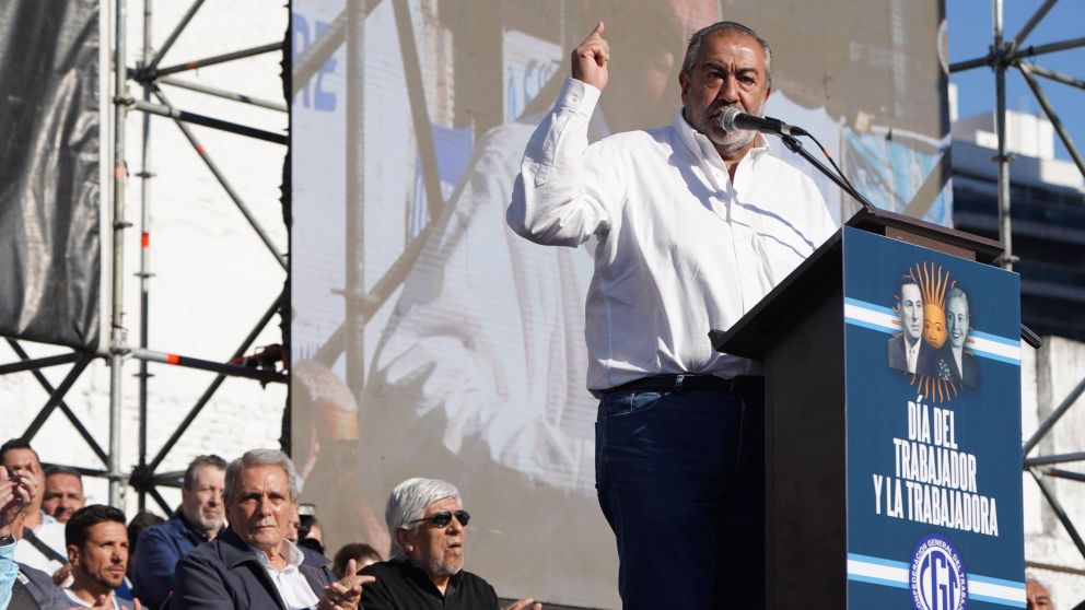 Héctor Daer fue uno de los oradores en el acto de la CGT (Telam).