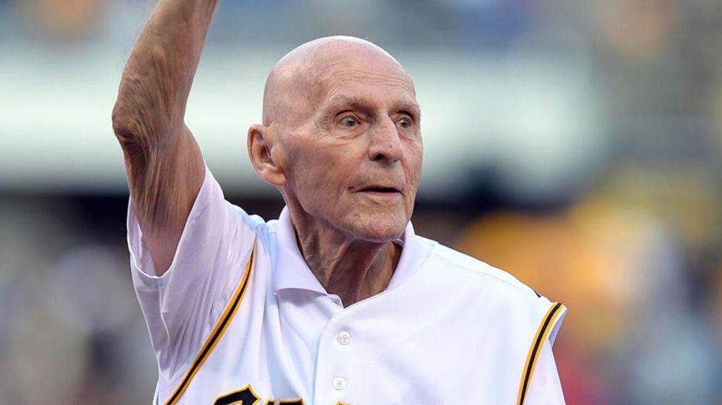 k Groat fue una leyenda del básquet y béisbol de Estados Unidos (Archivo).