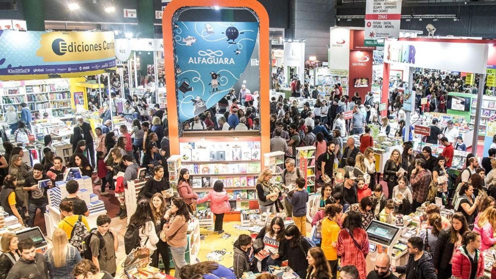 La Feria Internacional del Libro se llevará a cabo hasta el 15 de mayo.