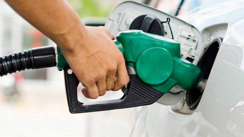 Los precios de la nafta y el gasoil tendr�n un incremento del 4% en mayo.