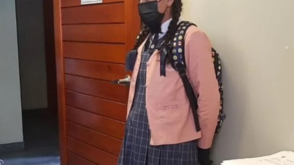 Sol�s Calero fue descubierto por la subdirectora de la escuela cuando sal�a de uno de los ba�os que utiliza el alumnado.