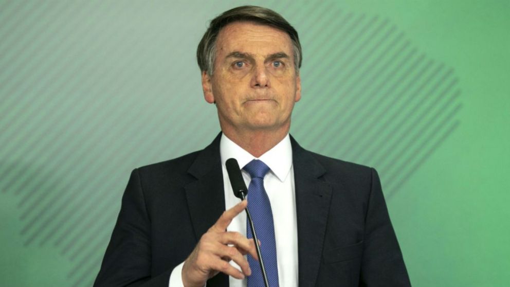 Bolsonaro no estuvo en el país durante los ataques a las sedes estatales.