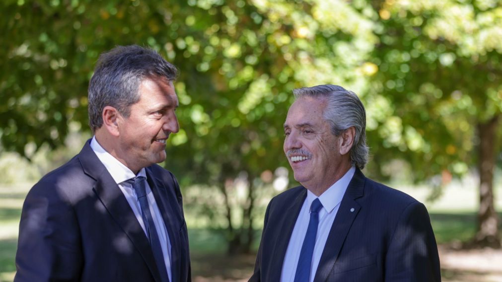 “La ratificación de Massa calmó los dólares financieros”, afirmaron fuentes de Hacienda.