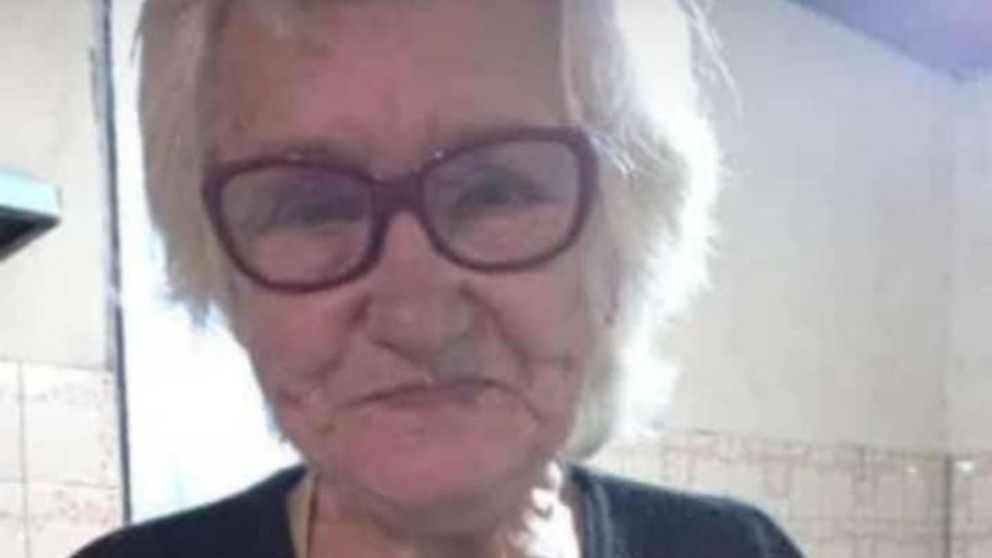 La víctima tenía 77 años y fue atacada en su casa.
