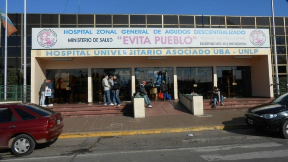 La menor fue trasladada al Hospital Evita Pueblo donde se constató su muerte.