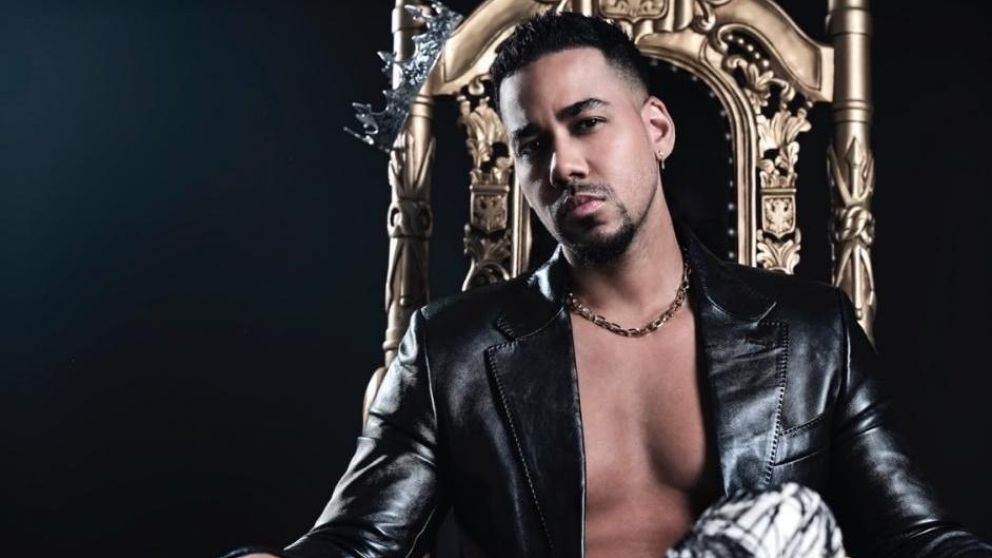 Romeo Santos: las fans celebraron en el obelisco la llegada del Rey de la Bachata a la Argentina