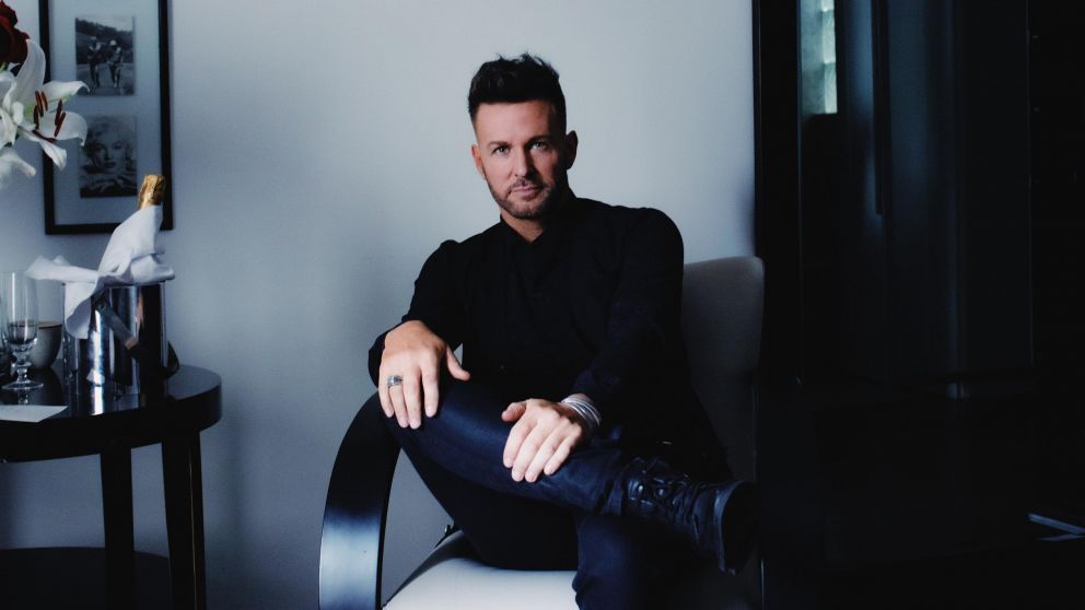 Axel presentó "Cambiar el Destino": canción original de la película "Humo bajo el agua"