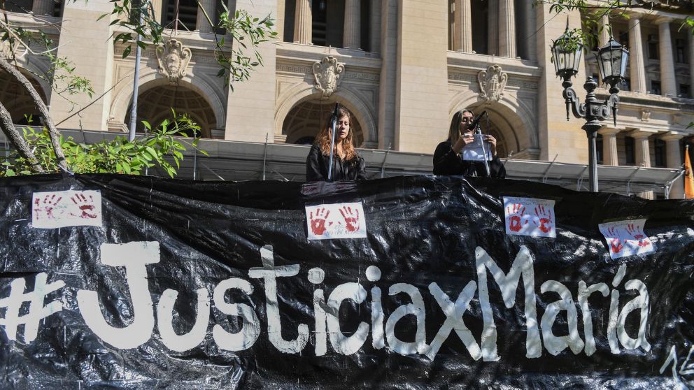 Organizaciones y familiares de María Speratti reclaman justicia a un mes de su femicidio (Télam).