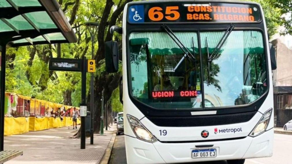 El paro de colectivos d Metropol ya lleva varios días (Imagen ilustrativa).