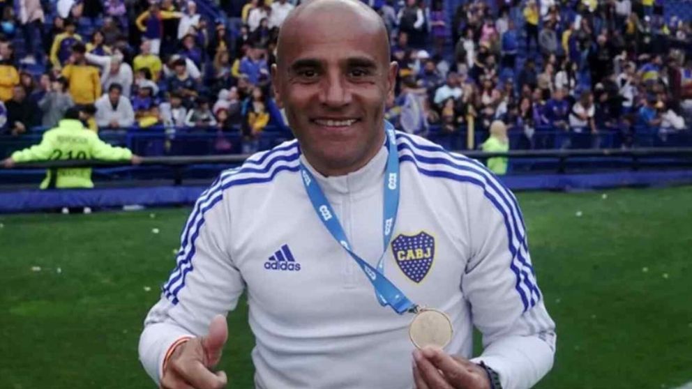 El ex futbolista Jorge Martínez fue apartado de su cargo de DT del plantel femenino de Boca la semana última (Gentileza @BocaJrsOficial)..