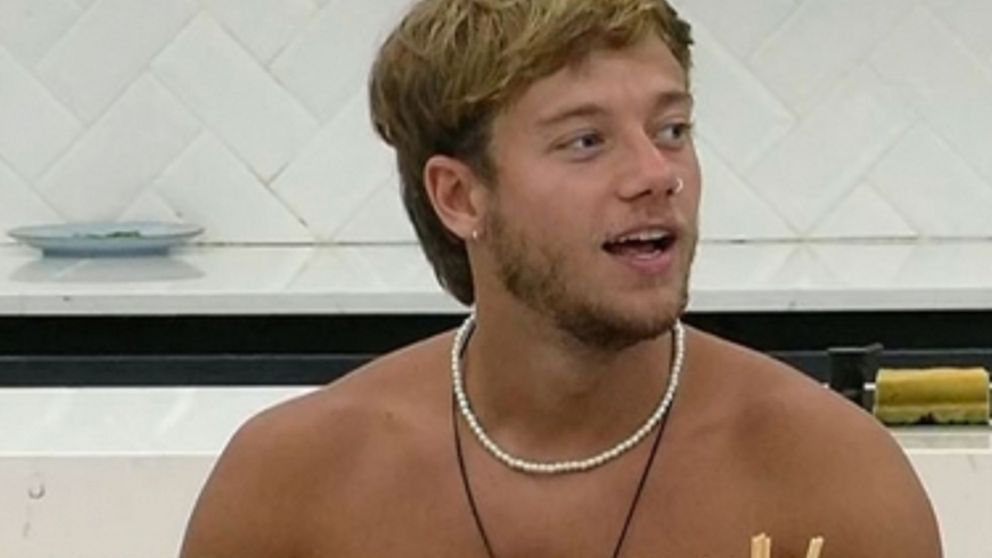 Los fans de Nacho de Gran Hermano le hicieron una propuesta indecente y revolucionaron las redes.