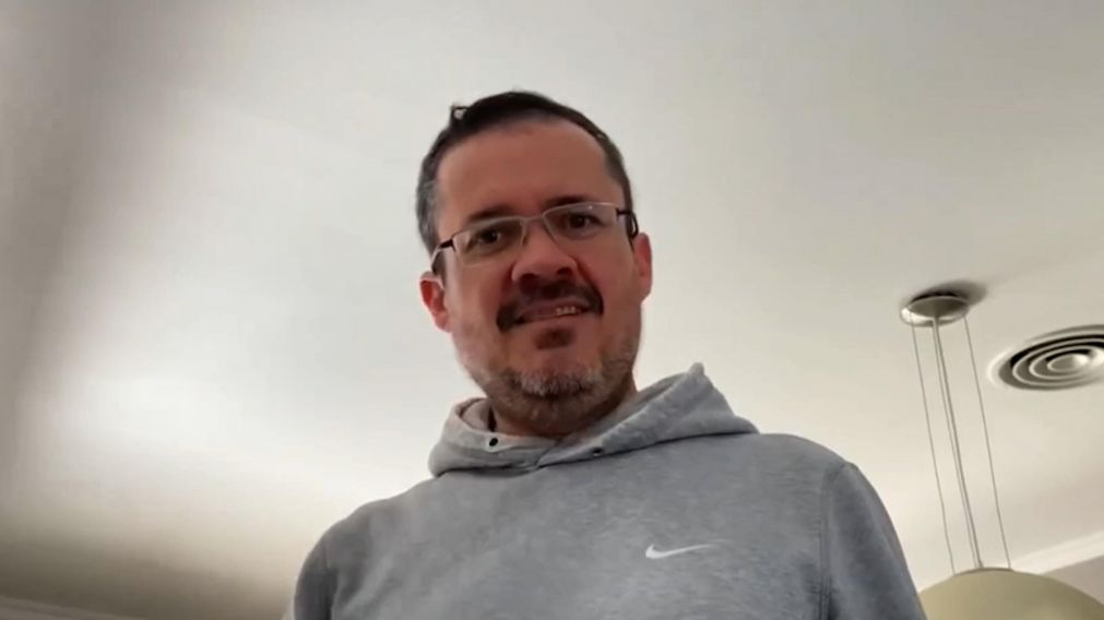 Martín del Río, el hijo menor del matrimonio asesinado, continúa detenido.