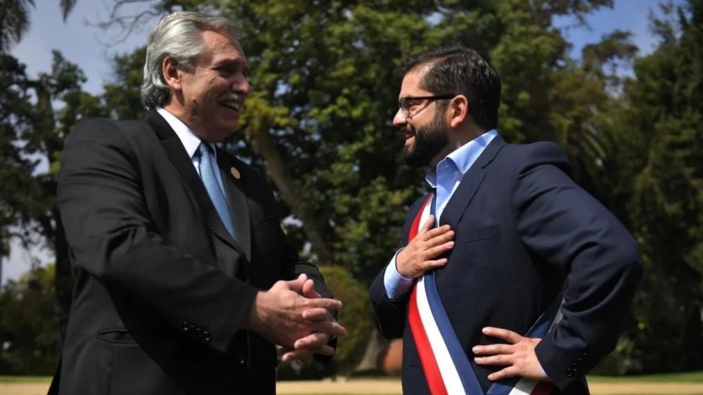 Alberto Fernández y Gabriel Boric, presidentes de Argentina y Chile, respectivamente, volverán a estar cara a cara este miércoles (Archivo).