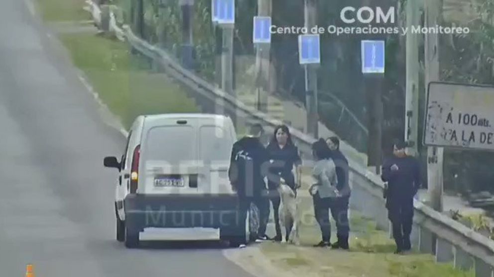 Una pareja fue detenida tras abandonar a su hijo de 9 a�os en la calle para "asustarlo" (Imagen captura v�deo).
