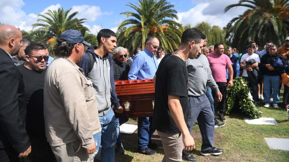 El último adiós a Daniel Barrientos, el colectivero asesinado. (Gentileza Télam)