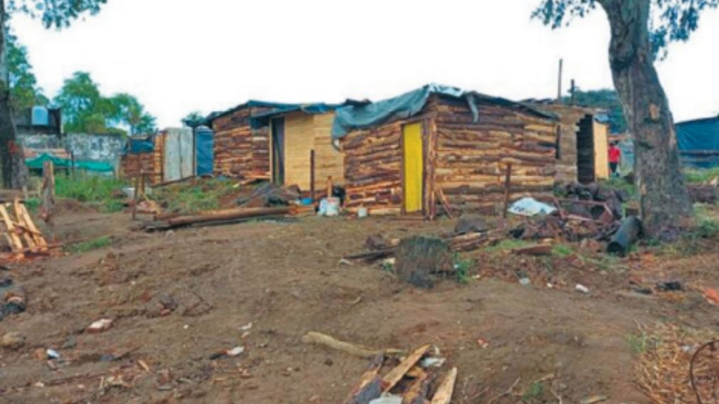 La falta de vivienda, una postal de la miseria en Misiones.