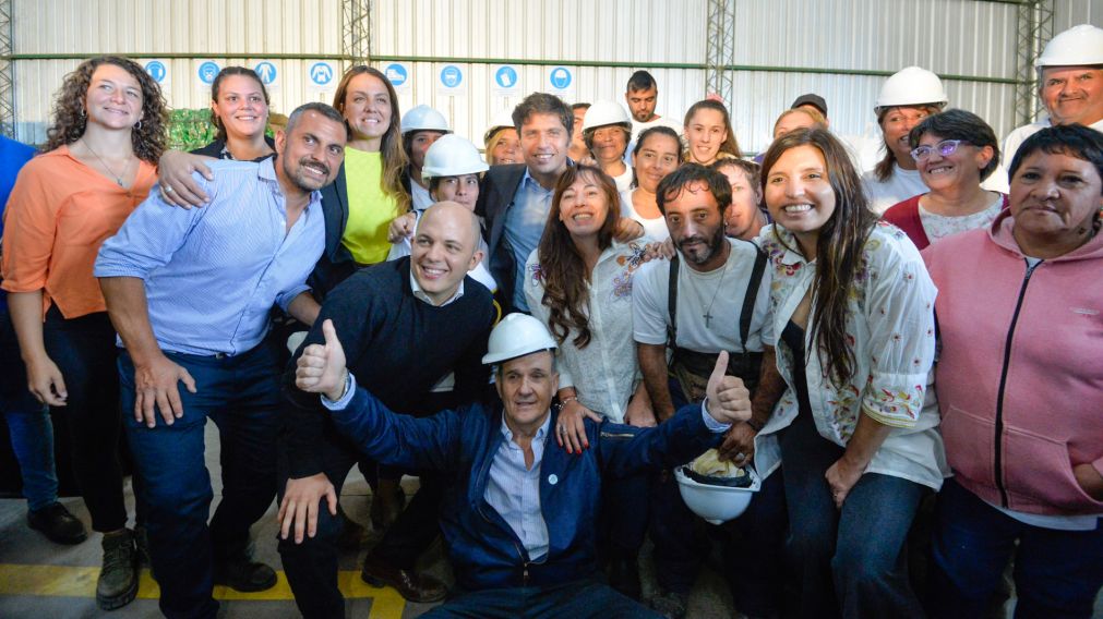El gobernador bonaerense encabezó el cierre de un basural en Pehuajó.