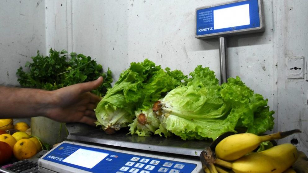 El precio de la lechuga aumentó el 160% en el último mes.