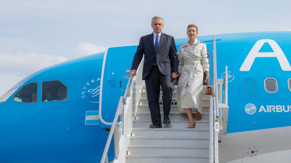 Alberto Fernández y Fabiola Yañez arribaron a Estados Unidos.