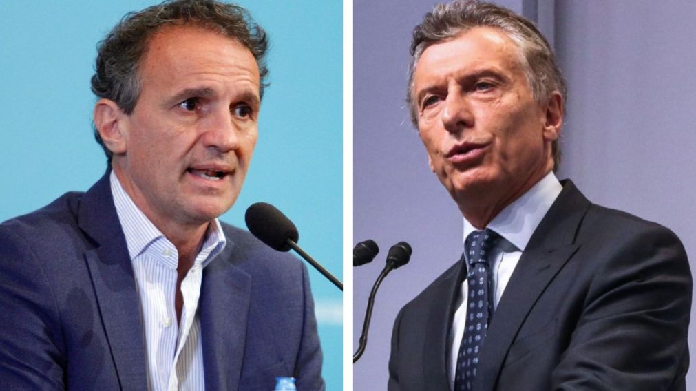 El ministro de Obras Publicas cruzó al expresidente por Twitter.