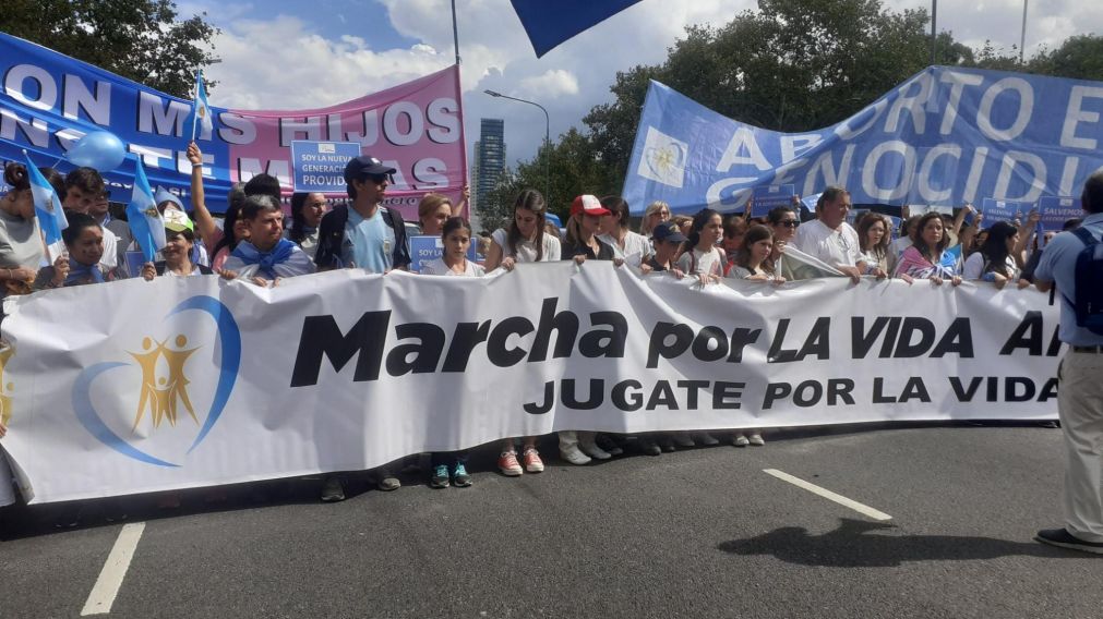 Ya comenzó la "Marcha por la Vida".