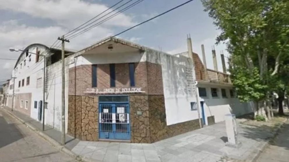 El tirador encapuchado ingresó a los tiros a un club del norte del Conurbano.