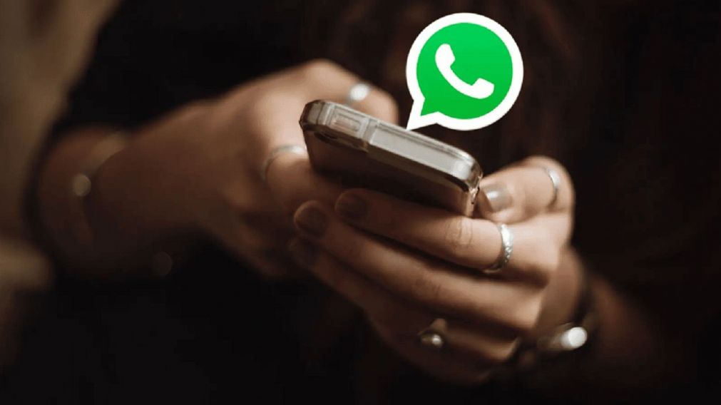 Los j�venes se suman a la moda de mandar mensajes con n�meros por WhatsApp.