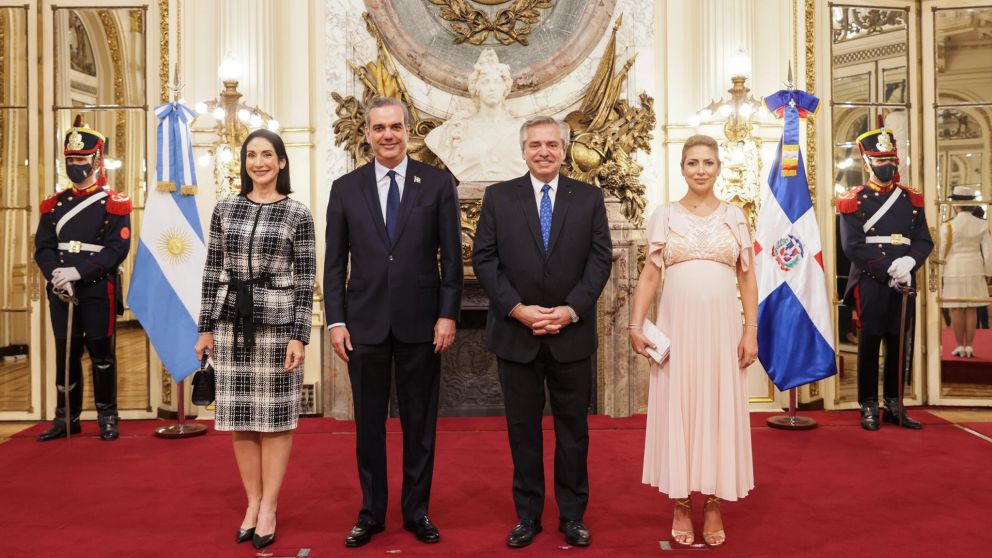 El presidente dominicano, Luis Abidaner (anfitrión de la próxima cumbre) visitó la Argentina hace poco más de un año.