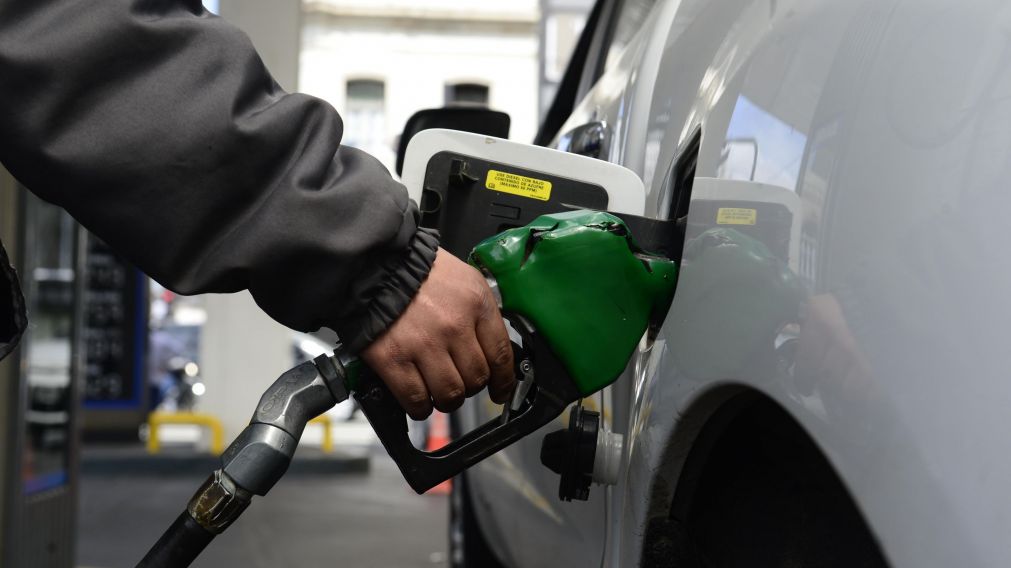 Axion aumentó este jueves un 3,8% sus combustibles (Jonatan Moreno / Crónica).