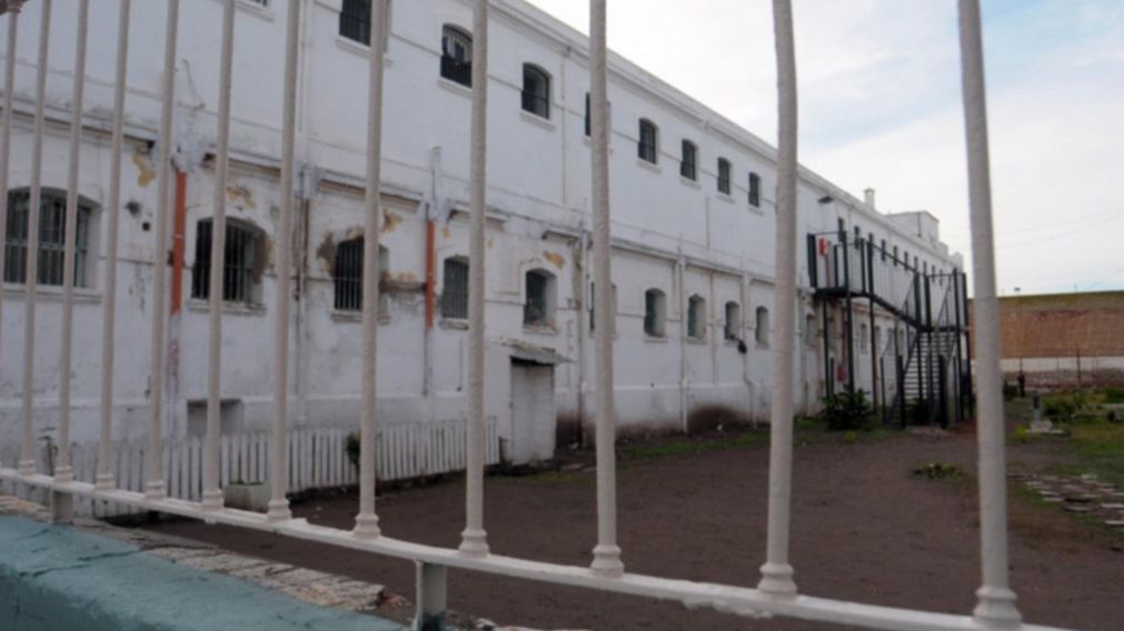 Se realiz� un allanamiento en la Unidad Penal de Villa Floresta donde est� detenido el sospechoso. 