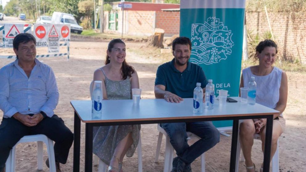 Mariel Fernández y Franco Laporta recorrieron obras en Trujui.