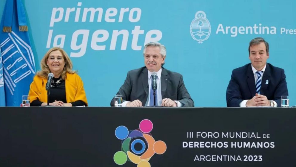 Alberto Fernández encabeza el acto de inauguración del III Foro Mundial de Derechos Humanos.