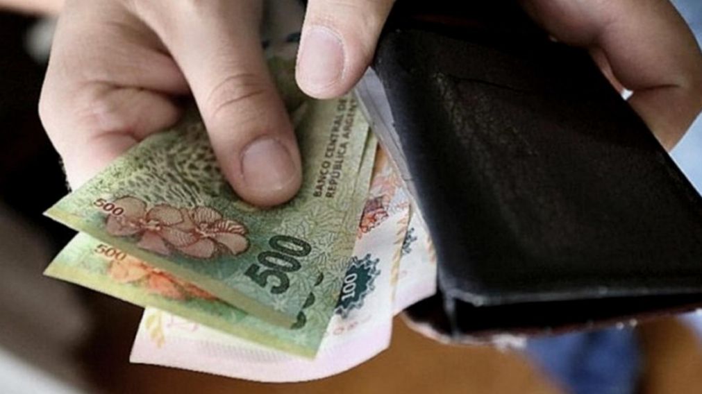 Cuándo cobro la primera cuota del bono de $18.000 de la ANSES (Imagen ilustrativa).