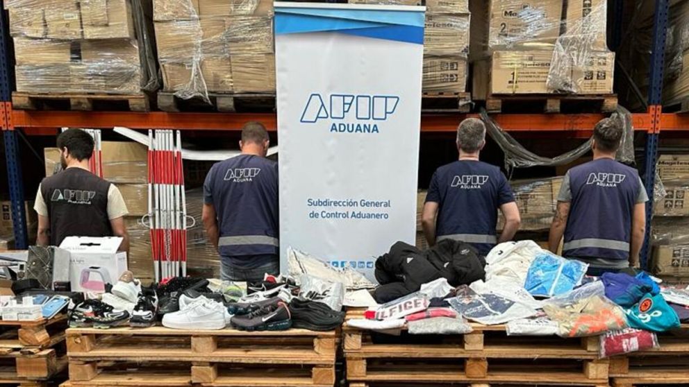 El valor estimado de la mercadería encontrada por la Aduana asciende a 721.317 dólares.