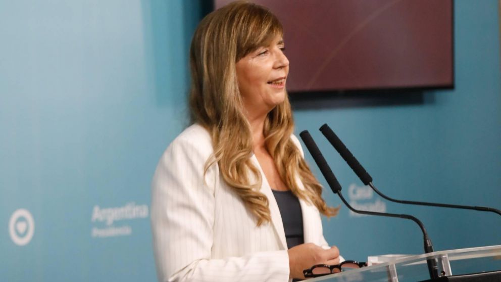 Gabriela Cerruti: "El Presidente sigue sosteniendo la inocencia de la Vicepresidenta" en la Causa Vialidad.