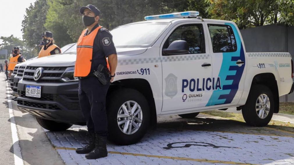 Por el crimen, hay un joven detenido y otros cuatro están siendo localizados