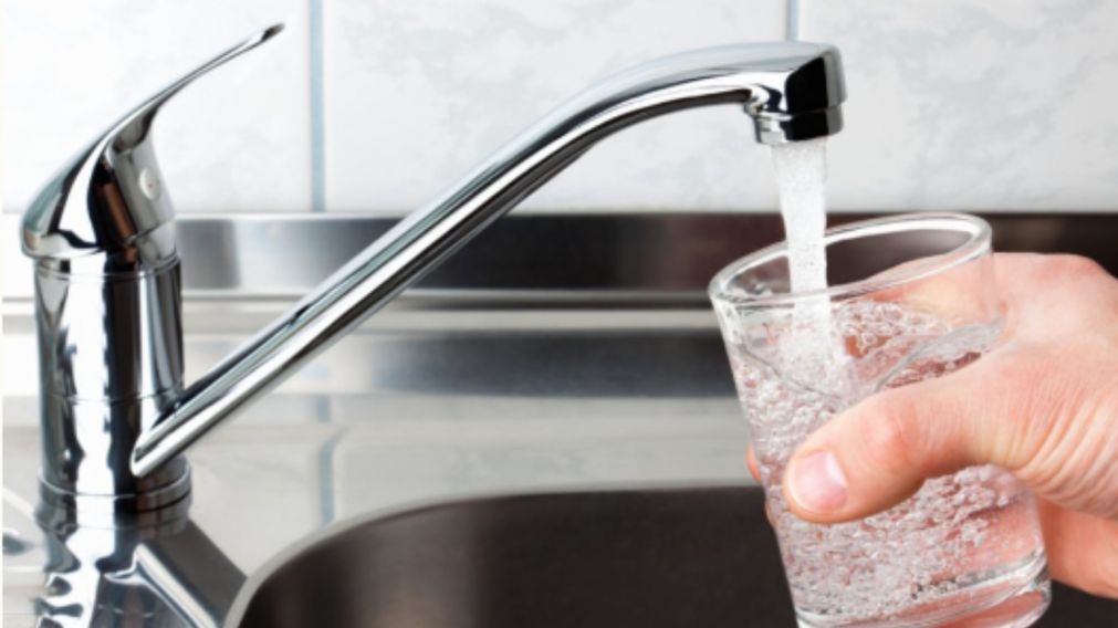 La empresa estatal aconsejó racionalizar el agua.