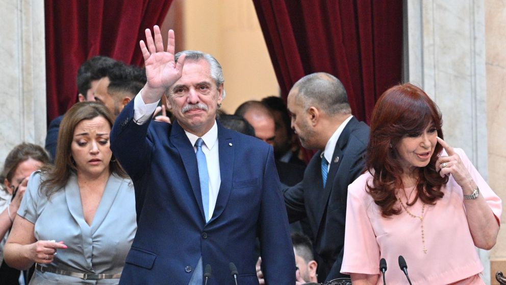 El presidente Alberto Fernández saluda a la Asamblea Legislativa. El clima se tensó sobre el final (Télam).