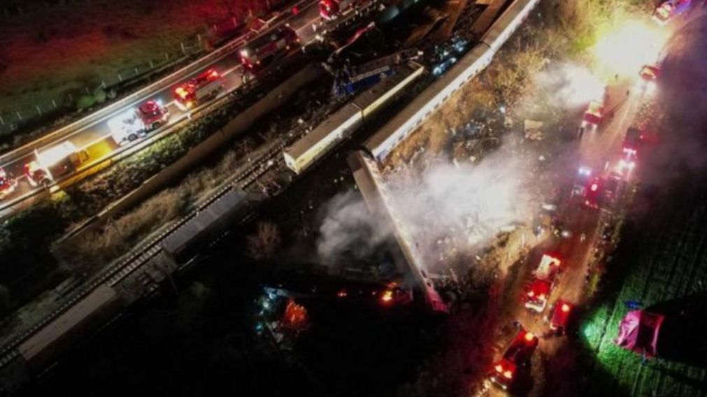 Choque de trenes en Grecia: hay al menos 29 muertos y decenas de heridos (Imagen Reuteurs).
