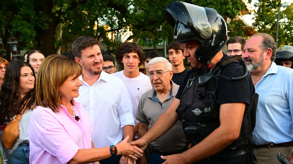 Aseguró que perseguirá "uno por uno a los sicarios" (Télam).