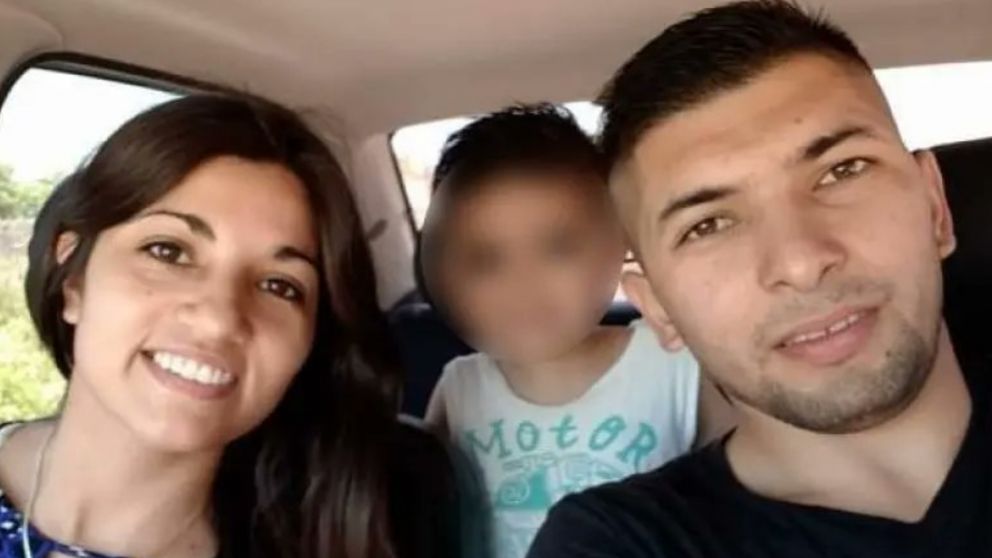 Él era policía y ella maestra jardinera.