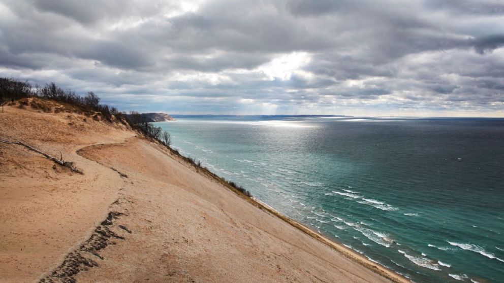 El lago más misterioso de Estados Unidos: ¿Qué esconde el Michigan?