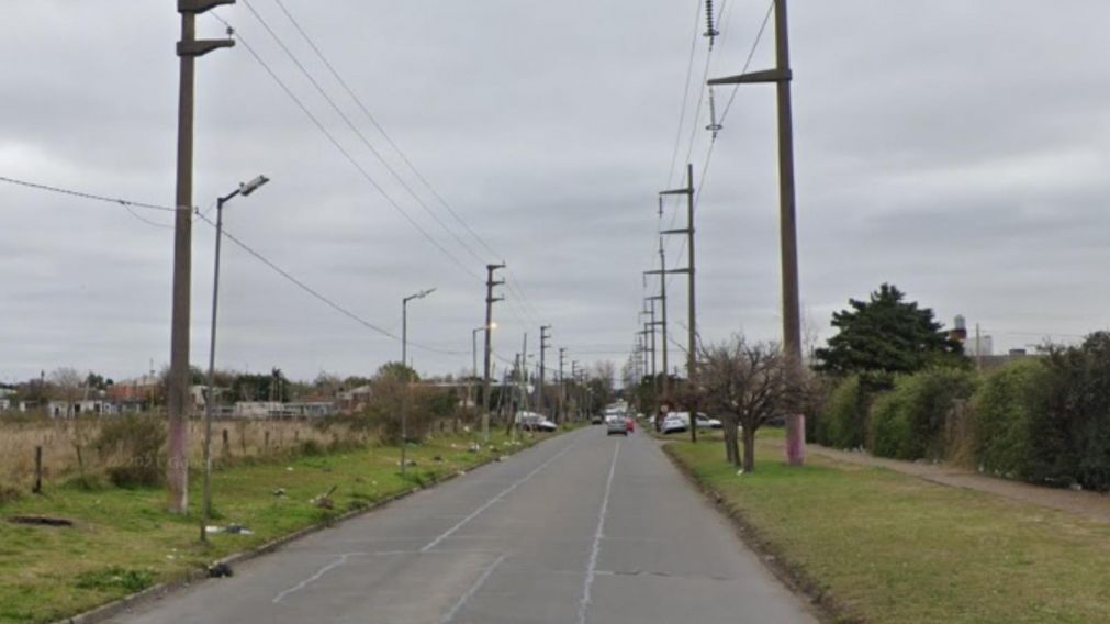 Acá, en este vecindario, fue encontrado el cuerpo sin vida del individuo.