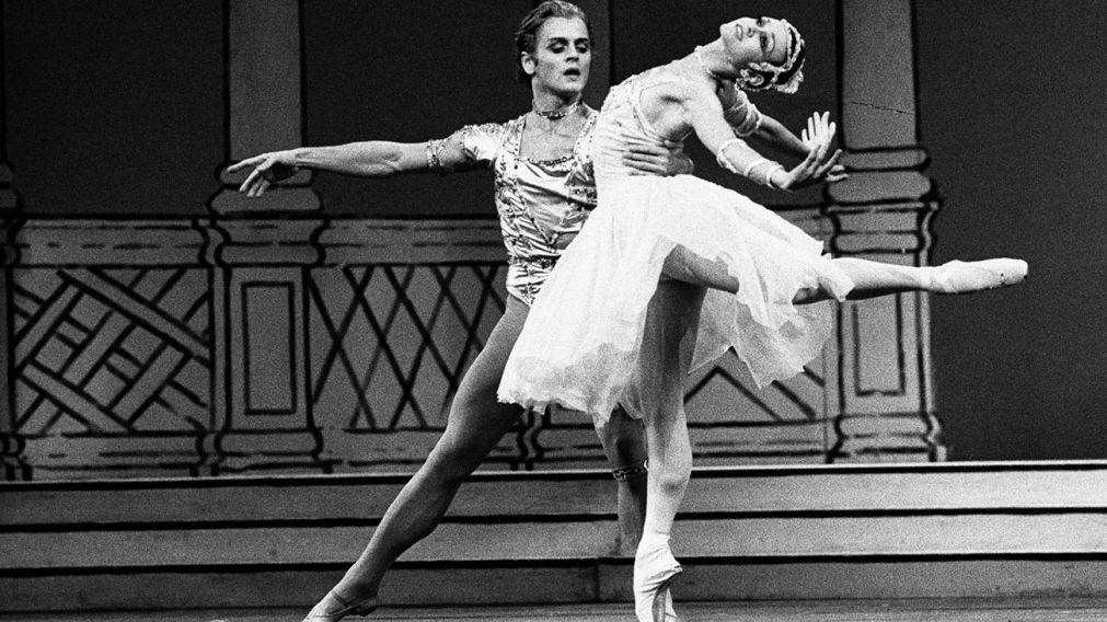 Mikhail Baryshnikov escapó de Letonia para alcanzar su éxito (Archivo).